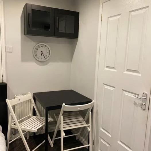 Vika Residence Deluxe Apartments Wednesbury Holiday Resort エクステリア 写真